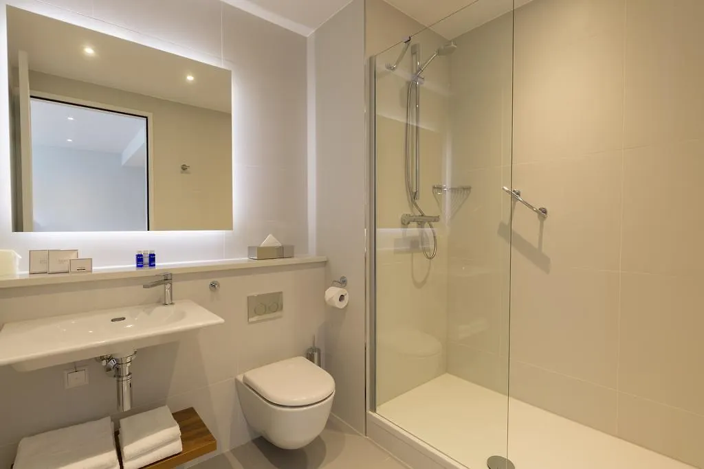 Premier Suites Rotterdam Aparthotel